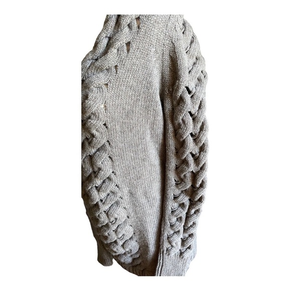 NWT-BCBG MAXAZRIA-GRAY CHUNKY SWEATER-SIZE SMALL - Picture 6 of 11